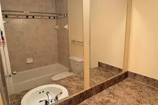 2905 Winkler Ave, Fort Myers, FL 33916 - Photo 11