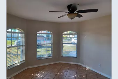 703 SW Santa Barbara Pl, Cape Coral, FL 33991 - Photo 7