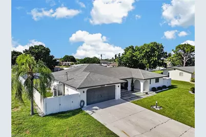 713 SE 43rd St, Cape Coral, FL 33904 - Photo 5