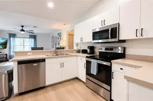 15664 Spring Line Ln, Fort Myers, FL 33905 - Photo 9