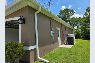 839 Puccini Ave S, Lehigh Acres, FL 33974 - Photo 3