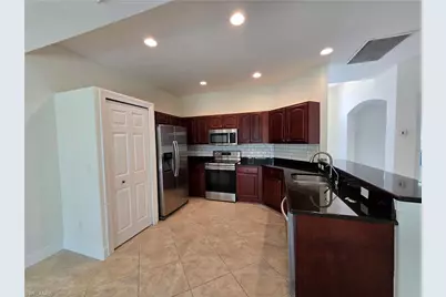 839 Puccini Ave S, Lehigh Acres, FL 33974 - Photo 9