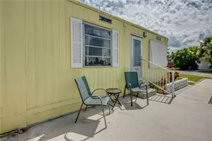 121 Lantern Pl, North Fort Myers, FL 33917 - Photo 27