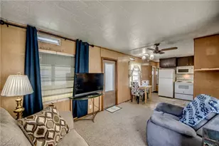 121 Lantern Pl, North Fort Myers, FL 33917 - Photo 5