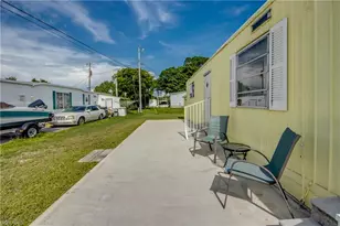 121 Lantern Pl, North Fort Myers, FL 33917 - Photo 31