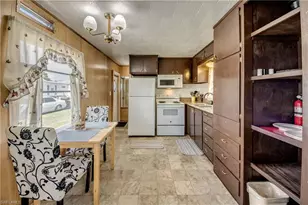 121 Lantern Pl, North Fort Myers, FL 33917 - Photo 13