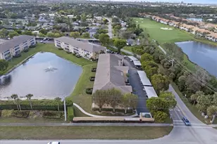9660 Victoria Ln, Naples, FL 34109 - Photo 23