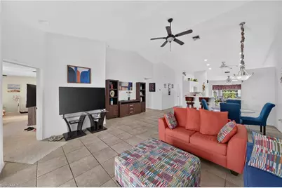 3515 SW Santa Barbara Pl, Cape Coral, FL 33914 - Photo 3
