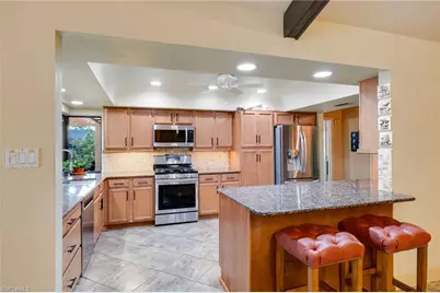 4230 Glasgow Ct, North Fort Myers, FL 33903 - Photo 9