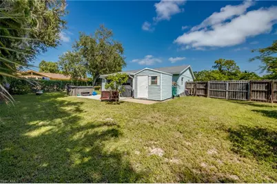 2912 Poinciana Dr, Naples, FL 34105 - Photo 43