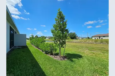 20503 Hazelnut Ct S, Lehigh Acres, FL 33936 - Photo 25