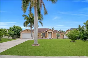 3818 SW 6th Pl, Cape Coral, FL 33914 - Photo 3