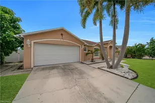 3818 SW 6th Pl, Cape Coral, FL 33914 - Photo 7