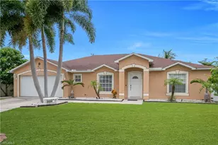 3818 SW 6th Pl, Cape Coral, FL 33914 - Photo 5