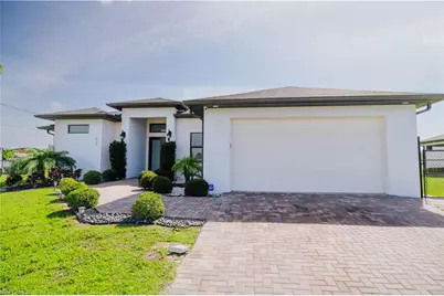 3809 22nd St W, Lehigh Acres, FL 33971 - Photo 5