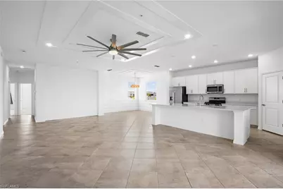 15194 Bluffton Ln #1421, Punta Gorda, FL 33982 - Photo 3