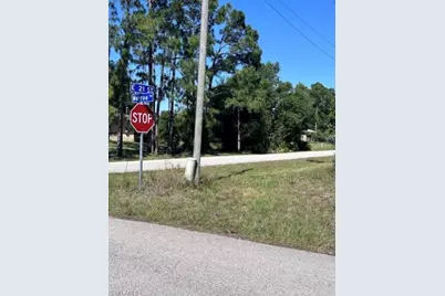3704 E 21st St, Alva, FL 33920 - Photo 3