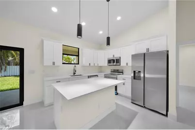 1122 NW 26th Ave, Cape Coral, FL 33993 - Photo 3