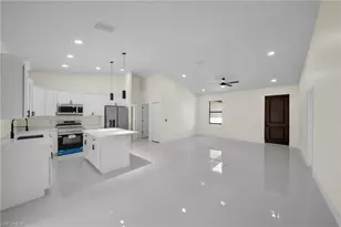 1122 NW 26th Ave, Cape Coral, FL 33993 - Photo 9
