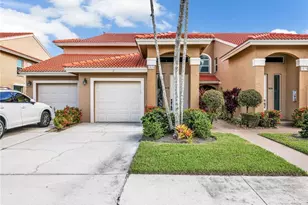 2535 Aspen Creek Ln, Naples, FL 34119 - Photo 7