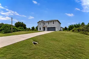904 Eighth Ave, Lehigh Acres, FL 33972 - Photo 17