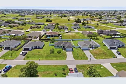 212 NW 28th Ter, Cape Coral, FL 33993 - Photo 33