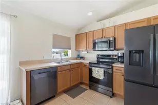 212 NW 28th Terrace, Cape Coral, FL 33993 - Photo 7