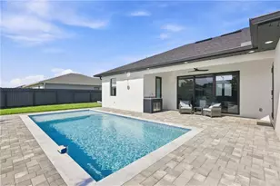 927 NE 13th Pl, Cape Coral, FL 33909 - Photo 27