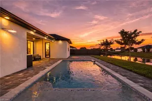 927 NE 13th Pl, Cape Coral, FL 33909 - Photo 29