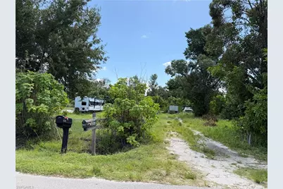 8125 Ebson Dr, North Fort Myers, FL 33917 - Photo 1