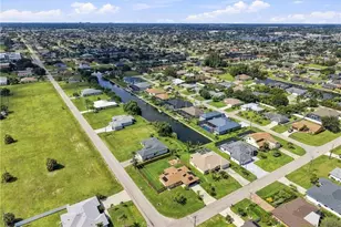 22 SW 13th Terrace, Cape Coral, FL 33991 - Photo 37