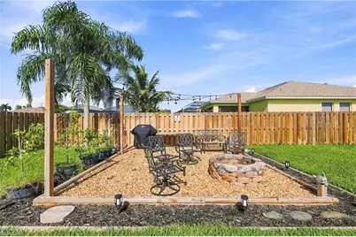 22 SW 13th Ter, Cape Coral, FL 33991 - Photo 33