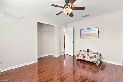 22 SW 13th Ter, Cape Coral, FL 33991 - Photo 23