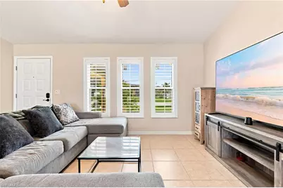 22 SW 13th Ter, Cape Coral, FL 33991 - Photo 9