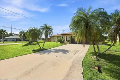22 SW 13th Ter, Cape Coral, FL 33991 - Photo 5