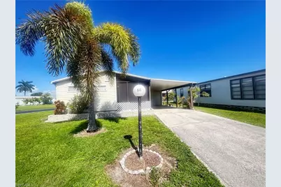 611 Sunset Ln, North Fort Myers, FL 33903 - Photo 1