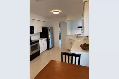 9120 Greenleaf Ct, Fort Myers, FL 33919 - Photo 7