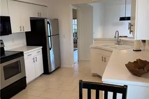 9120 Greenleaf Ct, Fort Myers, FL 33919 - Photo 7