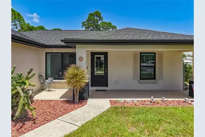 927 Franklin St E, Lehigh Acres, FL 33974 - Photo 9