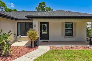 927 Franklin St E, Lehigh Acres, FL 33974 - Photo 9