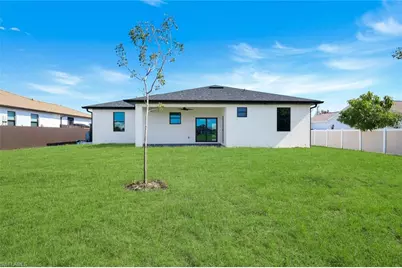 2754 NW 6th St, Cape Coral, FL 33993 - Photo 25