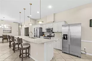 9860 Mainsail Ct, Fort Myers, FL 33919 - Photo 7