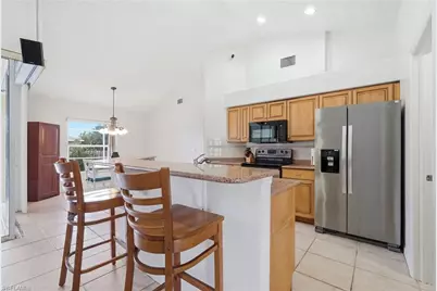 2408 SW 53rd St, Cape Coral, FL 33914 - Photo 15