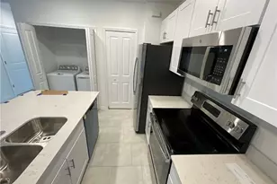 14237 Oviedo Pl, Fort Myers, FL 33905 - Photo 3