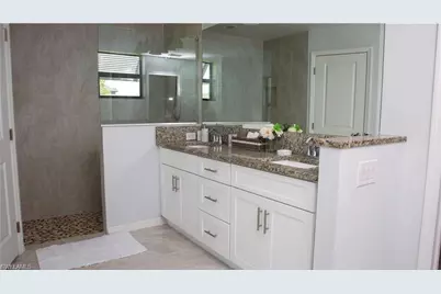 503 SW 11th Ct, Cape Coral, FL 33991 - Photo 5