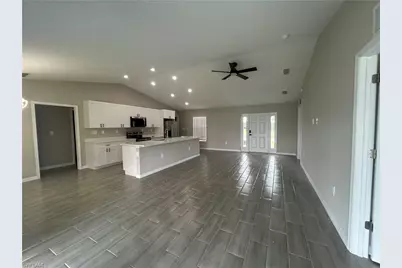 2014 Kismet Pkwy W, Cape Coral, FL 33993 - Photo 5