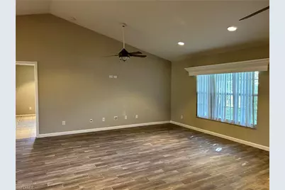 717 SE 10th Ave, Cape Coral, FL 33990 - Photo 3