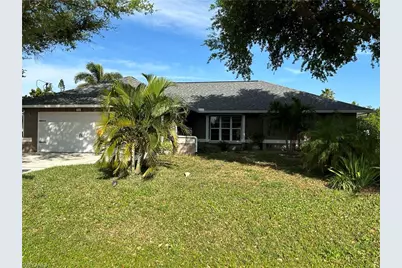 717 SE 10th Ave, Cape Coral, FL 33990 - Photo 1