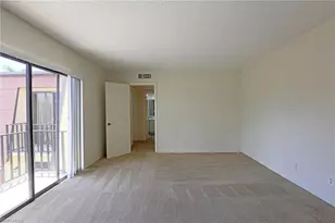 1556 Park Meadows Dr, Fort Myers, FL 33907 - Photo 9