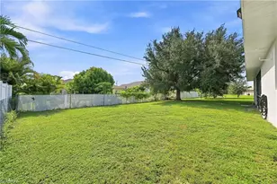 153 SE 1st Ave, Cape Coral, FL 33990 - Photo 27